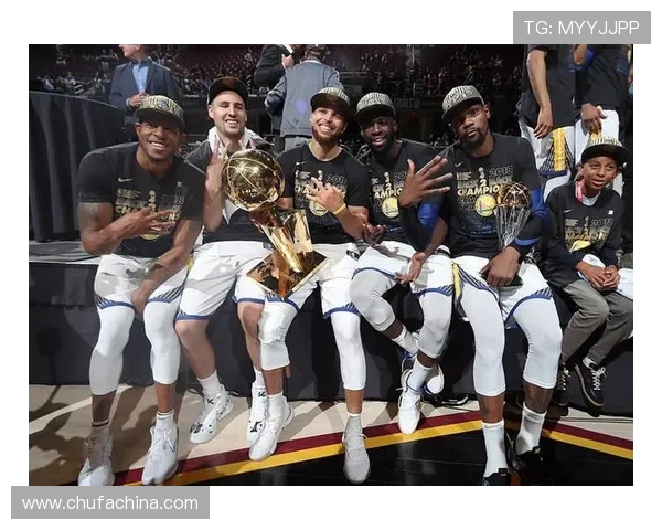 2015年NBA勇士与篮网精彩对决回顾与赛季分析